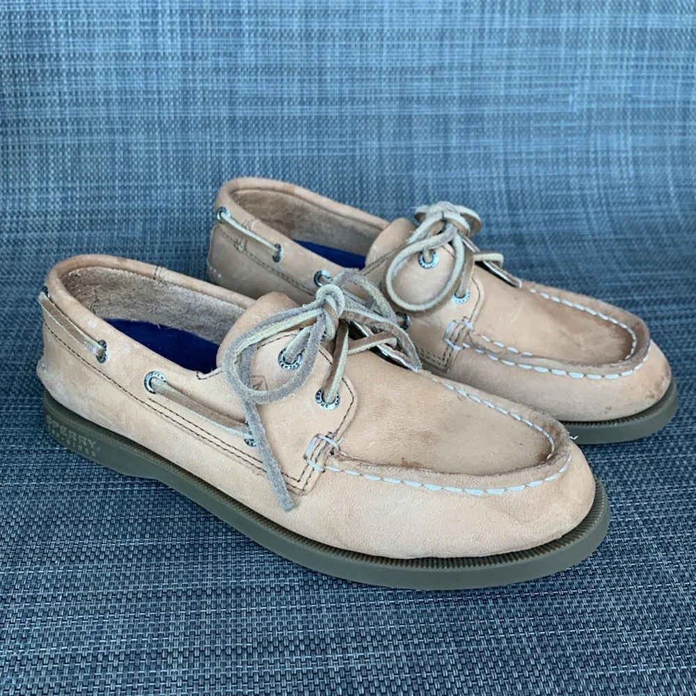 Sperry Authentic Original Slip On Boat Shoes Natural Leather Juniors size 1